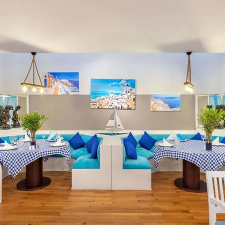 فندق Seven Seas Life كمر